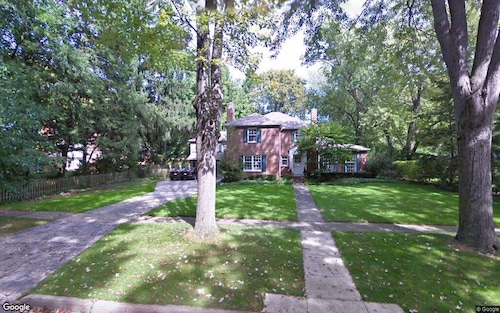 184 Vendome Road, Grosse Pointe Farms, MI